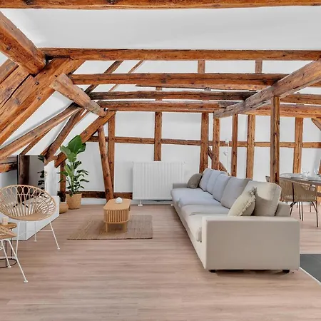 Einzigartig - Schlossblick - Maisonette - Smart Tv Appartement *